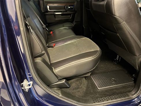 Used 2016 RAM 1500 Laramie image 12