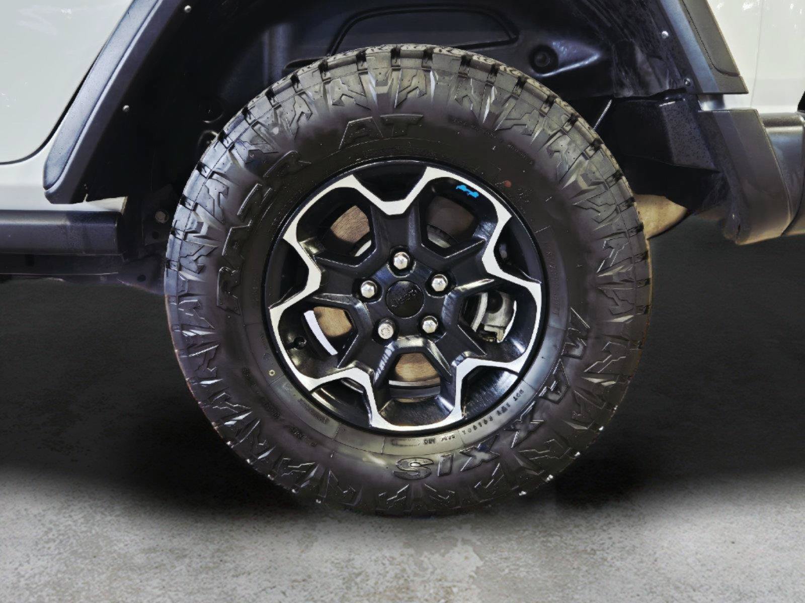 Used 2022 Jeep Wrangler Unlimited Rubicon 4xe w/ Cold Weather Group AWD/4WD image 10