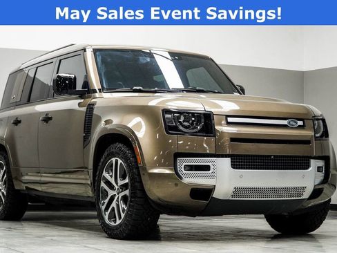 Used 2022 Land Rover Defender 110 XS Edition AWD/4WD image 4