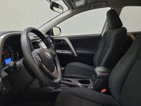 Used 2016 Toyota RAV4 LE AWD/4WD image 17