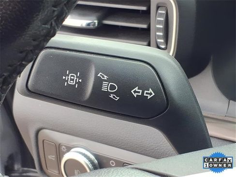 Used 2023 Ford Explorer Limited image 17