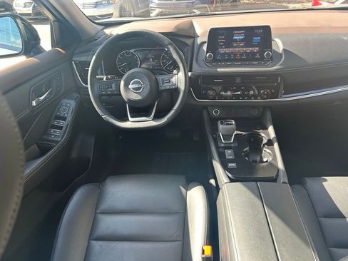 Used 2022 Nissan Rogue SL image 9