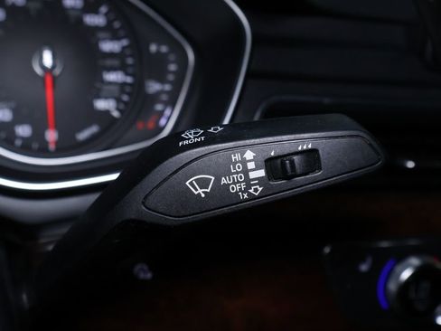 Used 2019 Audi A4 2.0T Premium w/ Convenience Package image 28