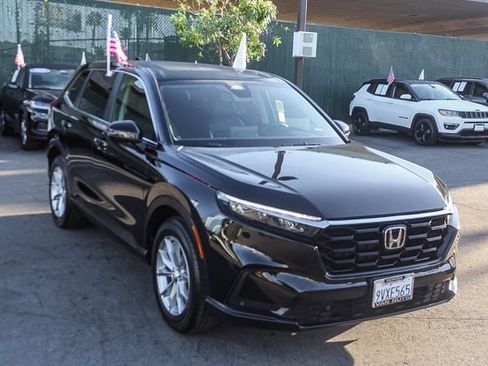 Used 2025 Honda CR-V EX-L image 3