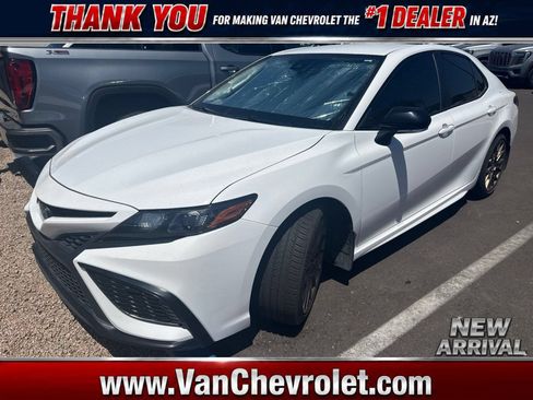 Used 2023 Toyota Camry SE w/ Protection Package (Q2) (TMS) FWD image 1