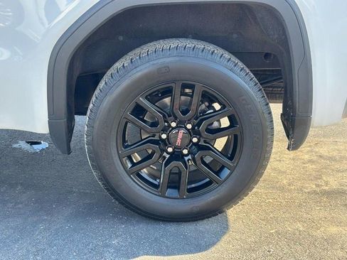 Used 2020 GMC Sierra 1500 Elevation w/ Elevation Value Package image 7