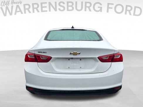 Used 2022 Chevrolet Malibu LS image 5