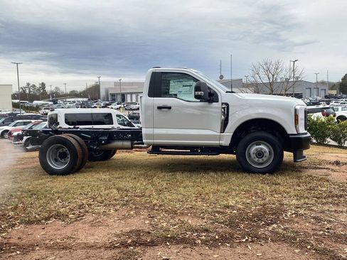 New 2026 Ford F350 XL AWD/4WD image 2