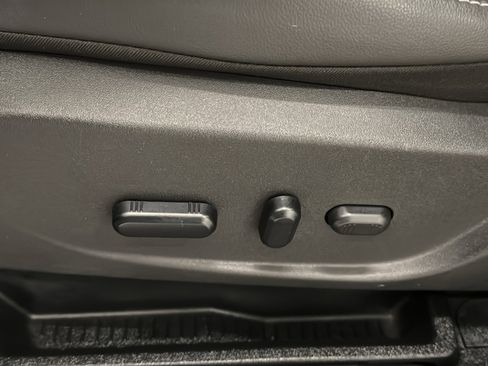 Used 2019 Ford Escape SEL FWD image 23