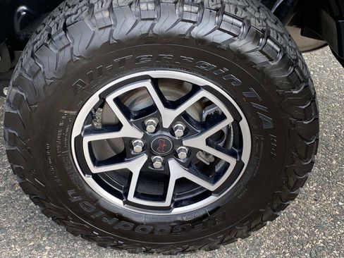 Certified 2026 Jeep Wrangler Unlimited Rubicon AWD/4WD image 29