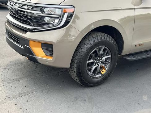 Used 2026 Ford Expedition Tremor AWD/4WD image 8