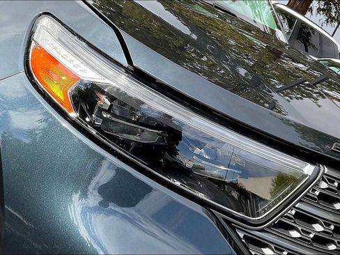 Used 2023 Ford Explorer XLT w/ Equipment Group 202A image 32