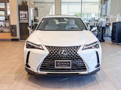 New 2026 Lexus UX 300h FWD image 6