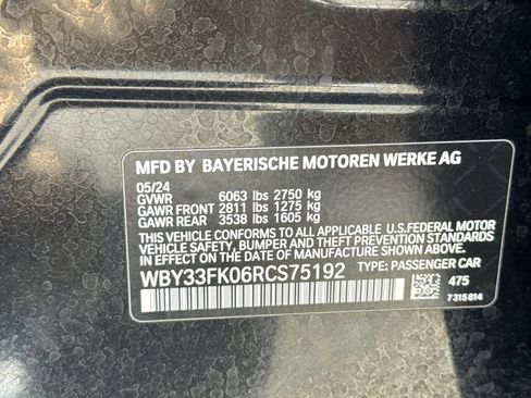 Used 2024 BMW i5 eDrive40i RWD image 19