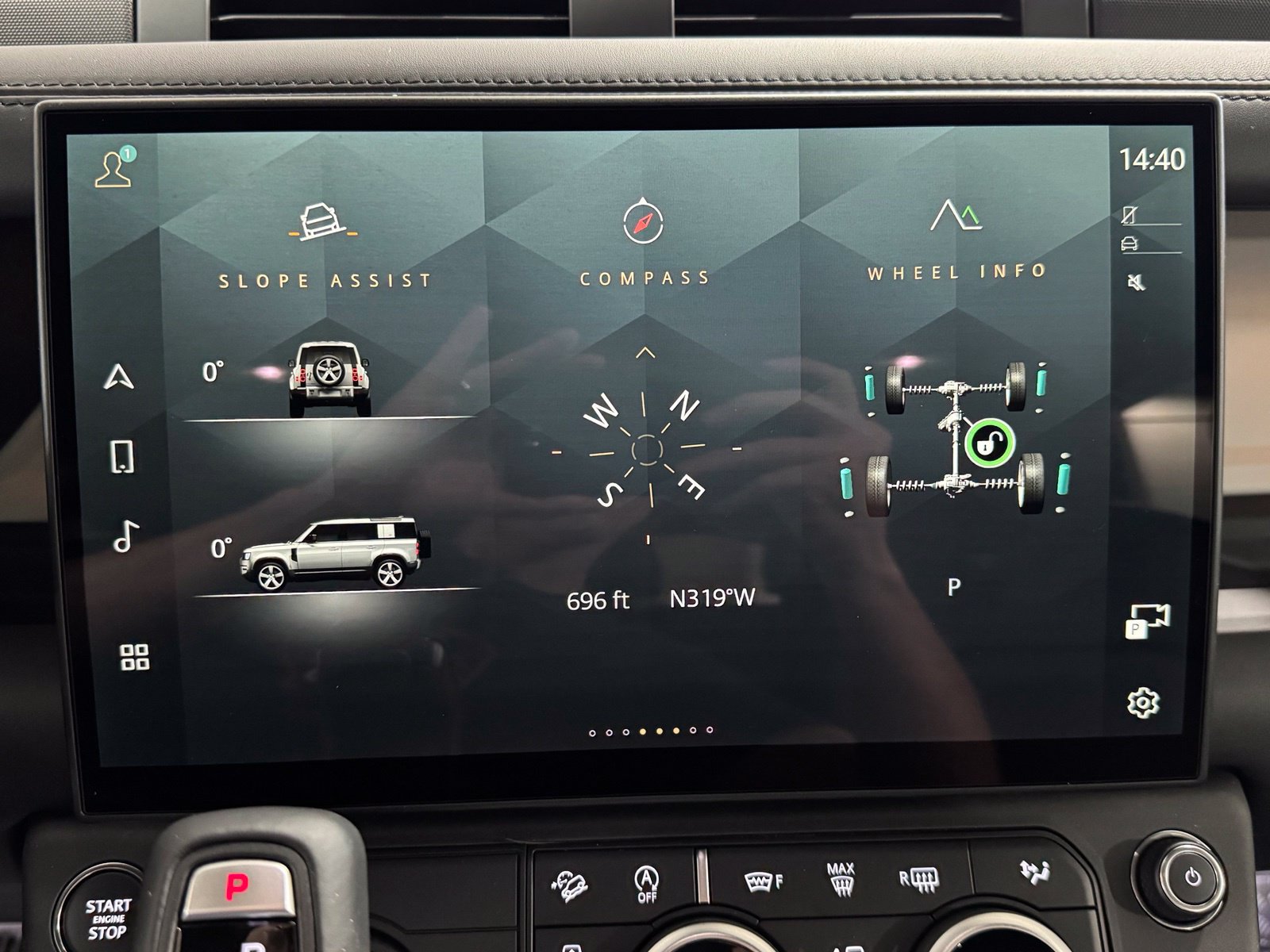 New 2026 Land Rover Defender 110 X-Dynamic SE AWD/4WD image 26
