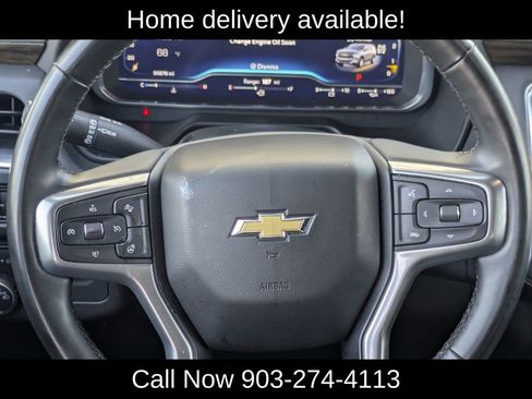 Used 2023 Chevrolet Suburban Premier image 12