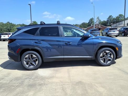 New 2026 Hyundai Tucson SEL FWD image 2