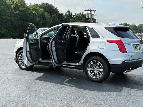 Used 2017 Cadillac XT5 Luxury FWD image 7