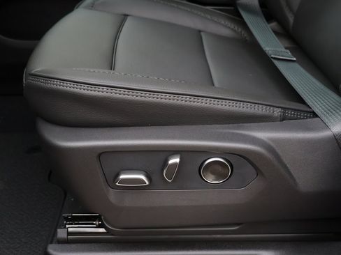 New 2026 GMC Yukon XL Denali w/ Denali Reserve Package image 47