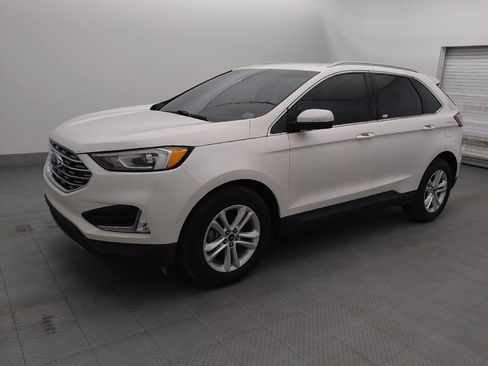 Used 2019 Ford Edge SEL w/ Equipment Group 201A FWD image 2