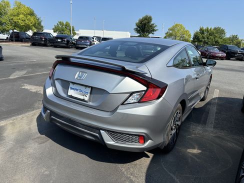 Used 2016 Honda Civic LX-P image 11