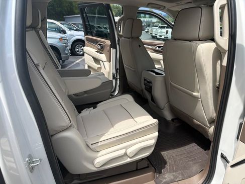 Certified 2024 GMC Yukon XL Denali w/ LPO, Illumination Package AWD/4WD image 15