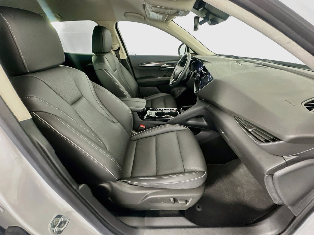 Used 2023 Buick Envision Essence FWD image 27