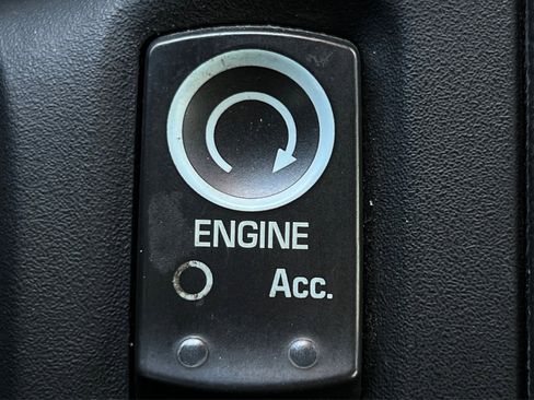 Used 2011 Chevrolet Corvette Coupe w/ 1LT RWD image 28