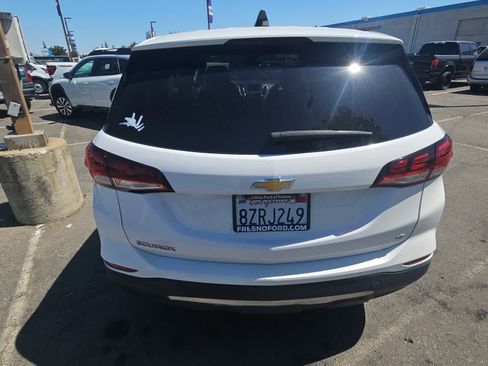 Used 2022 Chevrolet Equinox LT FWD image 8