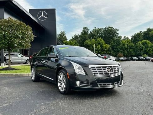 Used 2013 Cadillac XTS Luxury FWD image 1