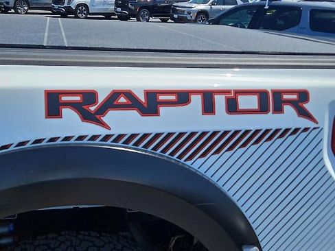 Used 2025 Ford F150 Raptor AWD/4WD image 15