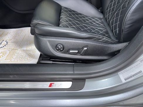 Used 2014 Audi S7 Prestige image 8