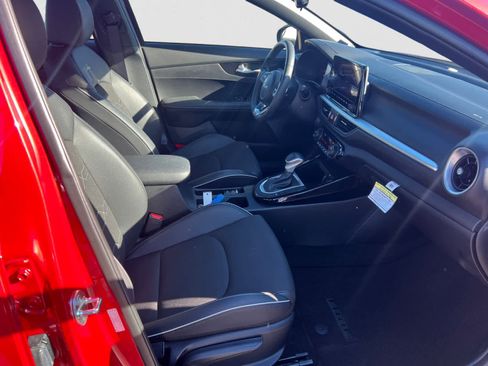 Certified 2024 Kia Forte GT-Line image 15