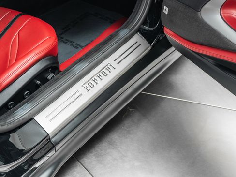 Used 2020 Ferrari 812 Superfast image 32