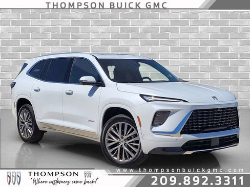 New 2026 Buick Enclave Avenir w/ Super Cruise Package FWD image 1
