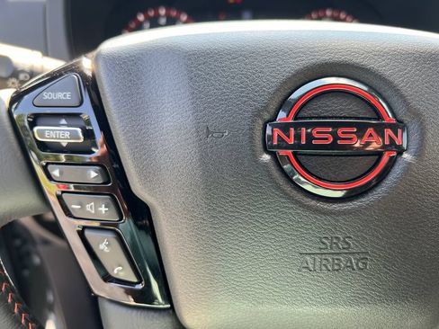 Used 2025 Nissan Frontier PRO-4X w/ Pro Premium Package AWD/4WD image 29