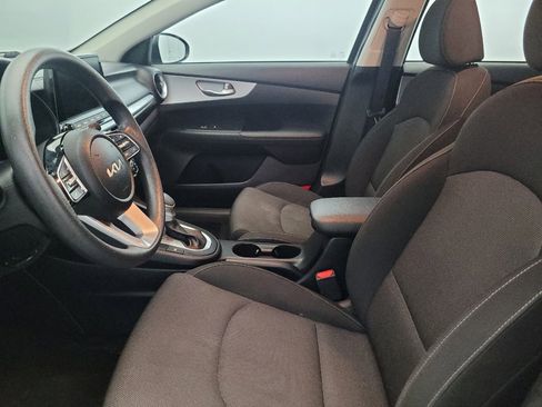 Used 2023 Kia Forte LXS FWD image 17