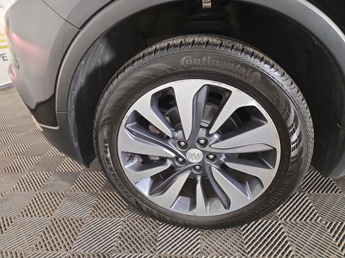 Certified 2022 Buick Encore Preferred w/ Safety Package AWD/4WD image 32