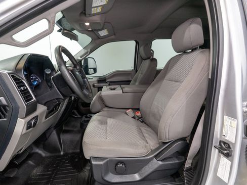 Used 2018 Ford F250 XLT AWD/4WD image 15
