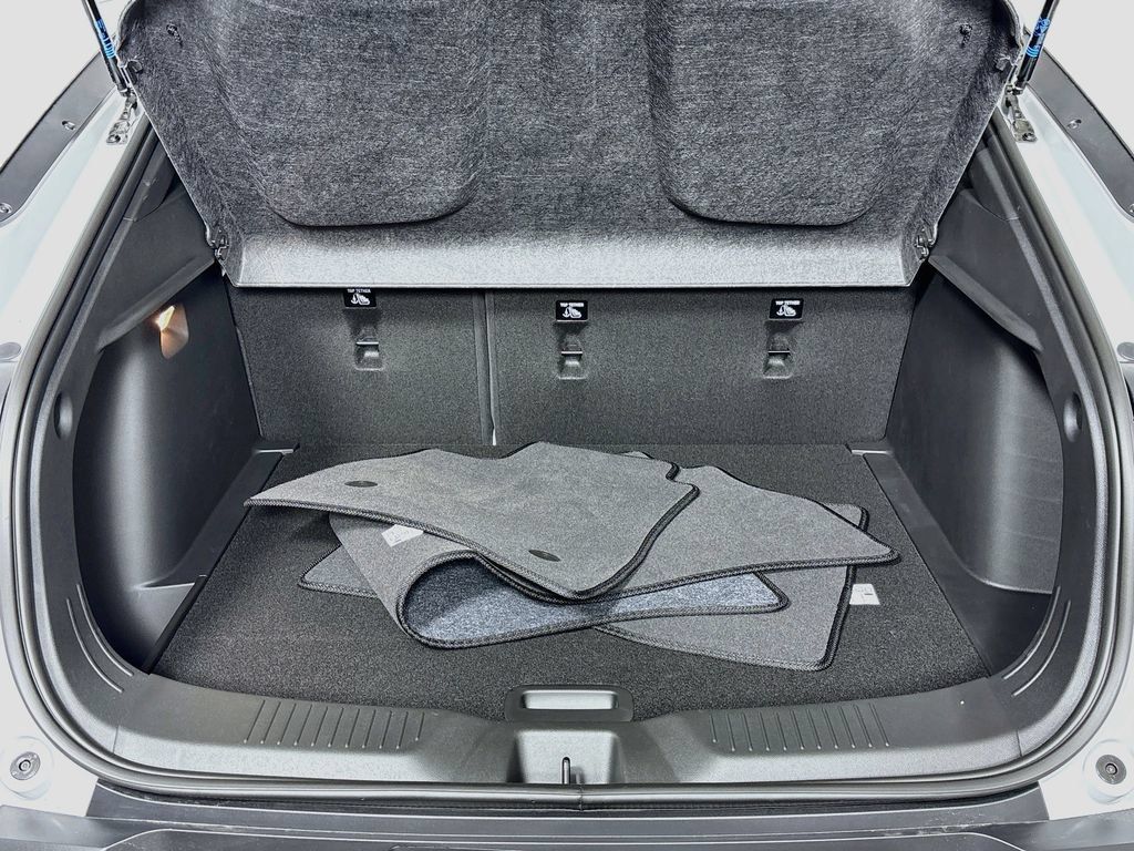 New 2026 Buick Envista Sport Touring w/ Convenience I Package FWD image 24