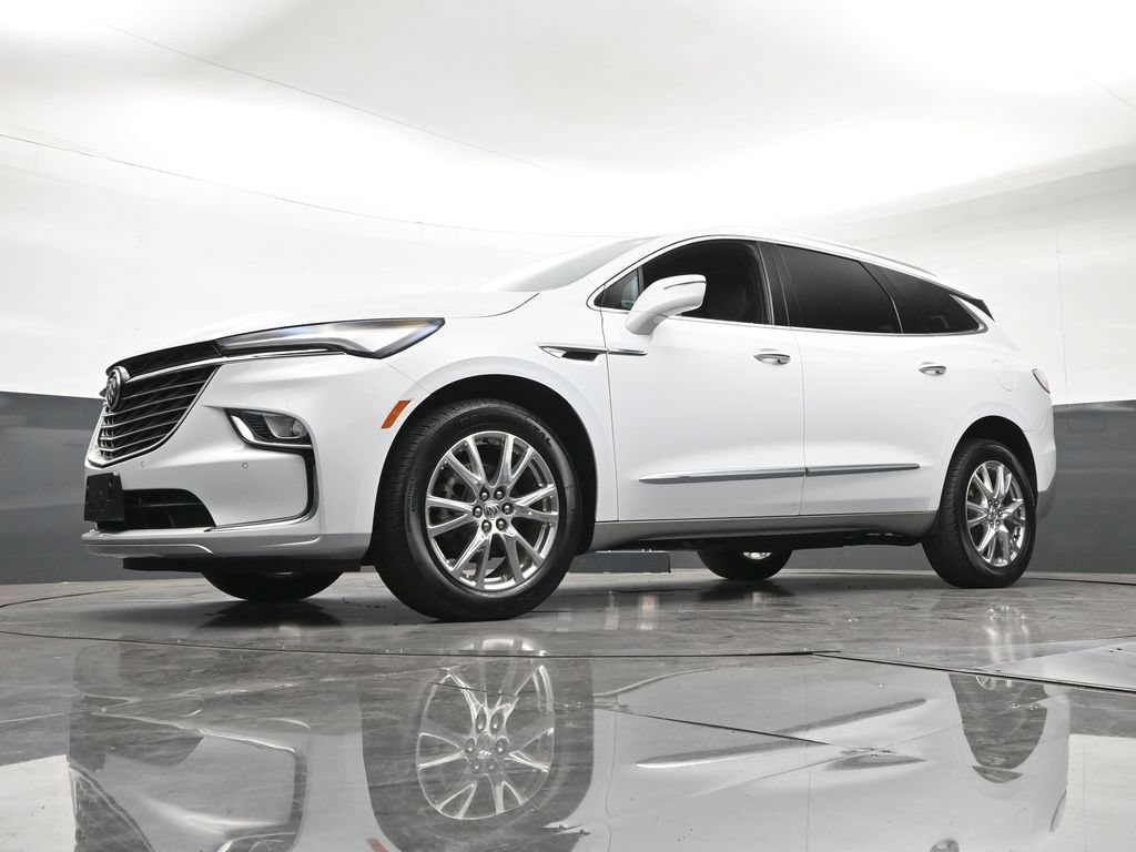 Certified 2024 Buick Enclave Essence w/ Experience Buick Package AWD/4WD image 24