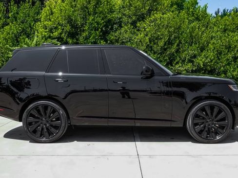 New 2026 Land Rover Range Rover SV AWD/4WD image 8