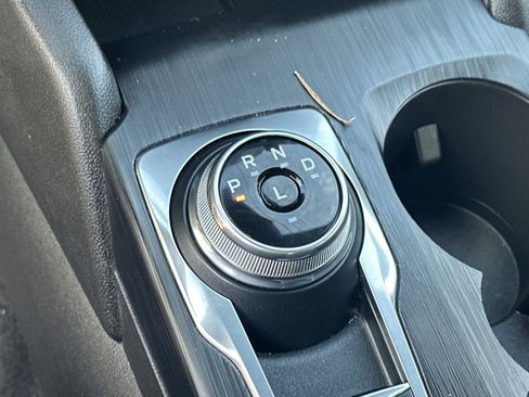 Used 2025 Ford Escape ST-Line image 29