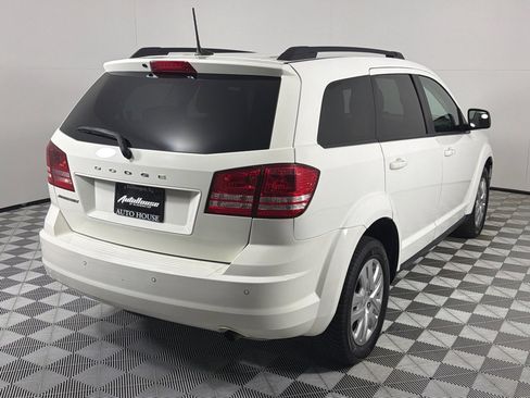 Used 2020 Dodge Journey SE w/ SE Popular Equipment Group image 5