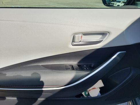 Used 2025 Toyota Corolla SE FWD image 19