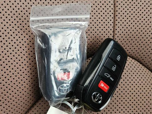 Used 2026 Toyota Grand Highlander AWD image 36