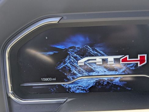 Used 2025 GMC Sierra 2500 AT4 w/ AT4 Premium Plus Package AWD/4WD image 11