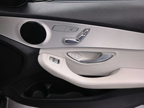 Used 2016 Mercedes-Benz C 300 4MATIC Sedan image 40