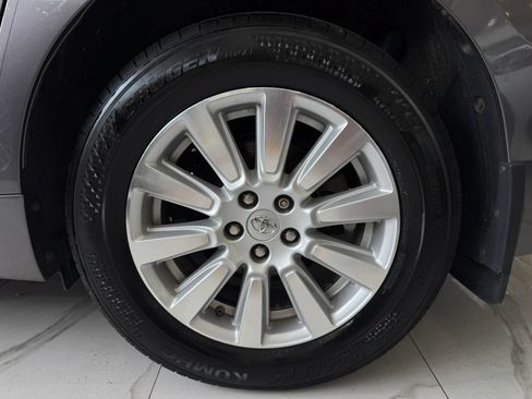 Used 2017 Toyota Sienna LE w/ Protection Package AWD/4WD image 9