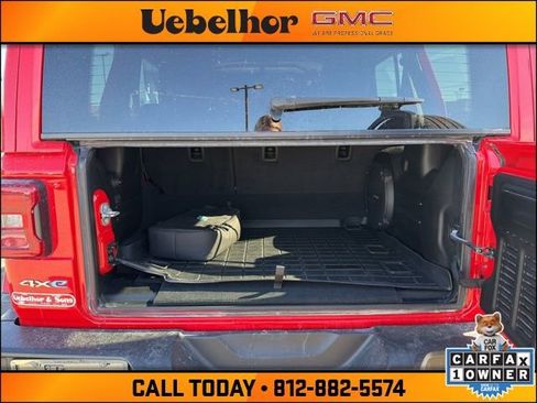 Used 2022 Jeep Wrangler Unlimited Sahara w/ Cold Weather Group image 10